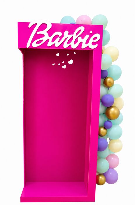 Cutie Barbie pentru poze - din lemn