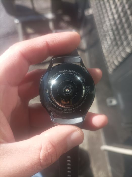 Продаю Galaxy Watch5 44 мм