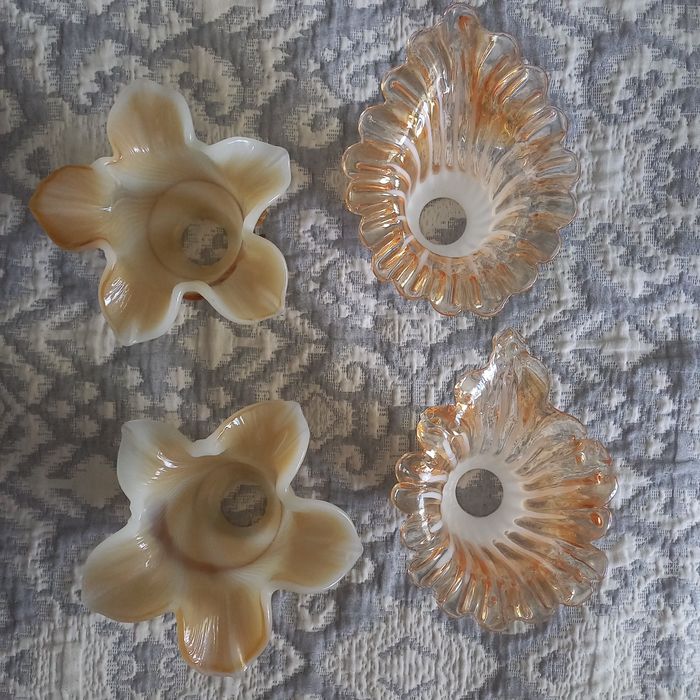 продам плафоны 4 штуки