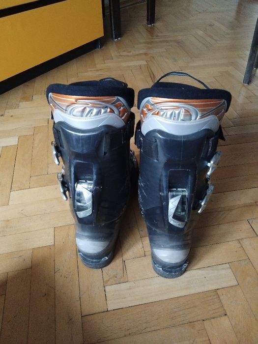 Ски обувти tehnica