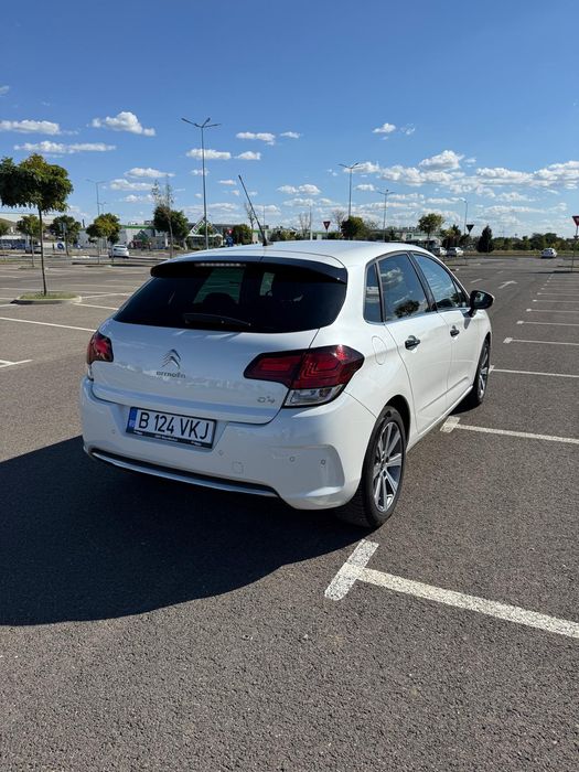 Citroen C4 1.2Puretech 130cp