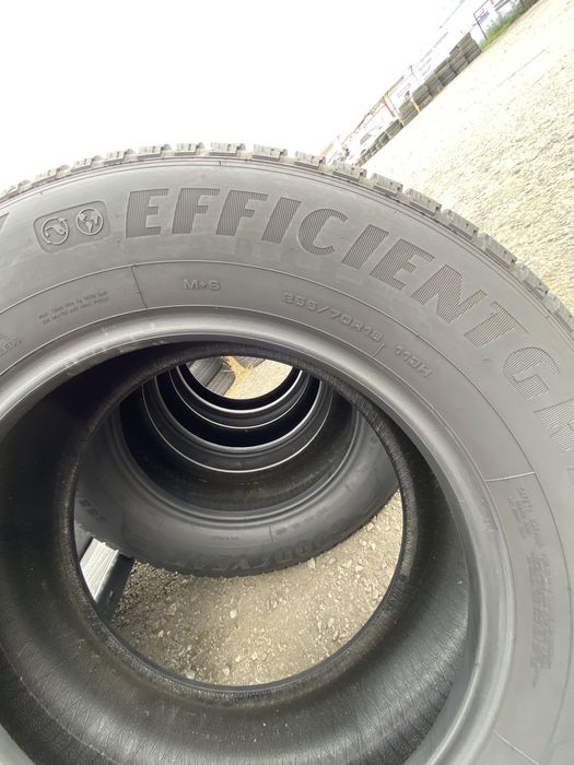 255/70/18/Good/year eficient grip