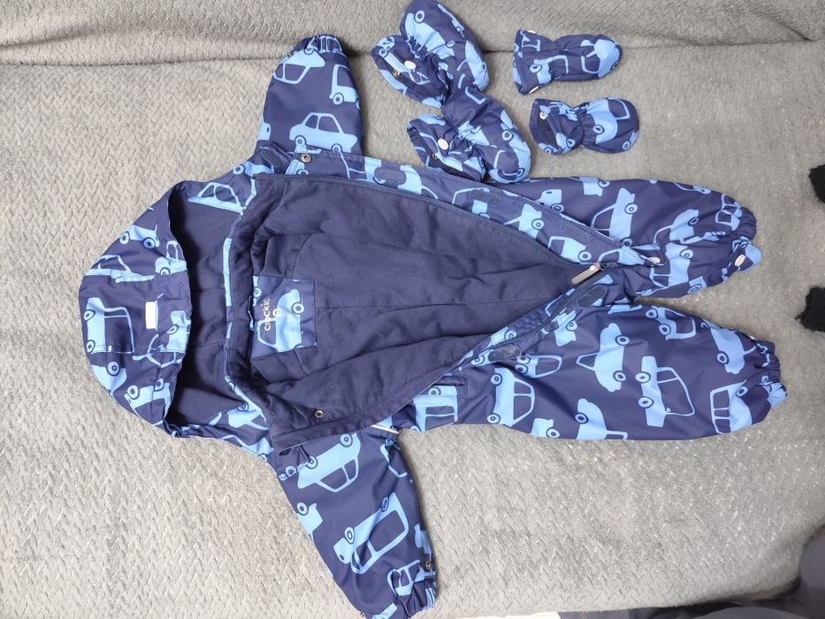 Продам комбинезон детский