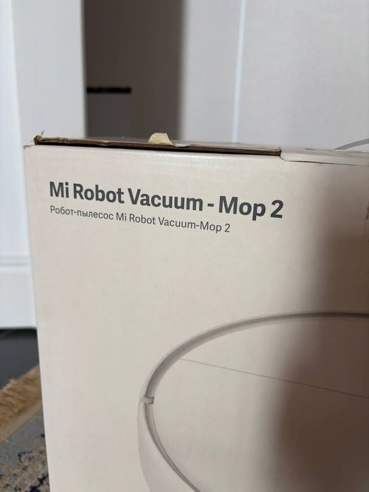 Продается Робот пылесос mi robot vacuum-Mop 2 практически новый