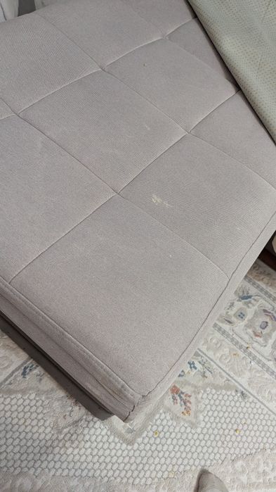 Диван . Отдам даром до 15:00 часов 14.02