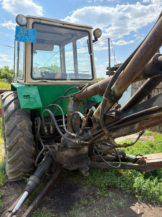 Трактор ЮМЗ-6 с устоновкой