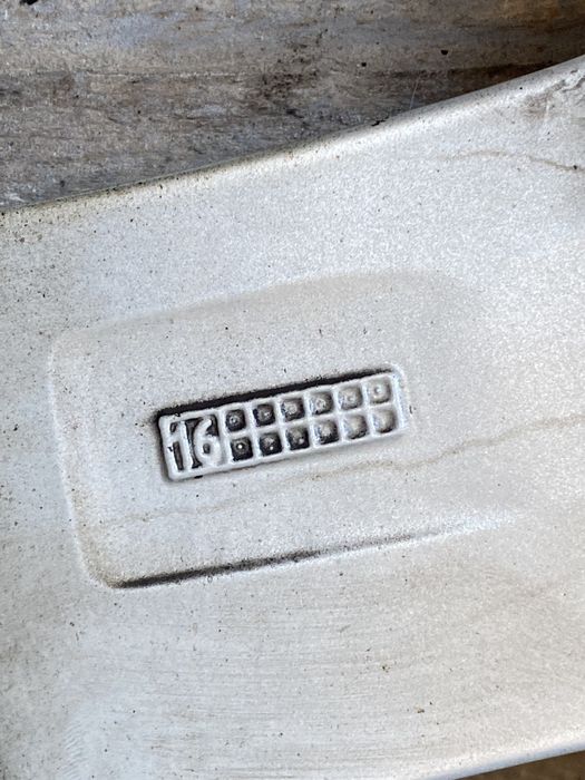 17 цола 5 х 112 мм Ауди , Audi Q 5 , A 6 , Q 3 , A 4  , A 3