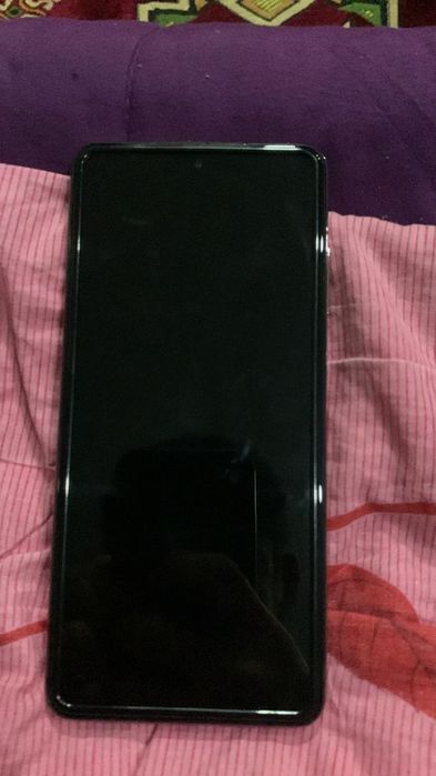 Продам поко х3 про 256 Гб