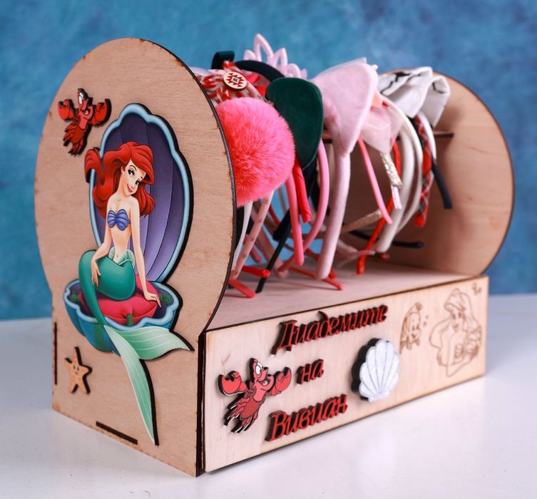 Нови модели ! Поставки за диадеми