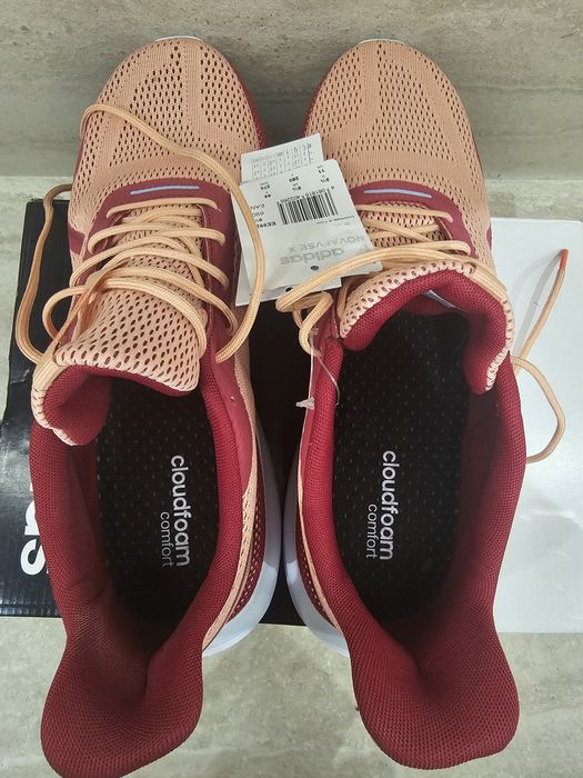 Чисто нови маратонки Adidas Nova Run X