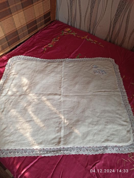 Продам одеяла, пледы, конверт на выписку.