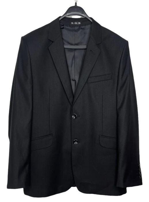 Продам костюм новый,