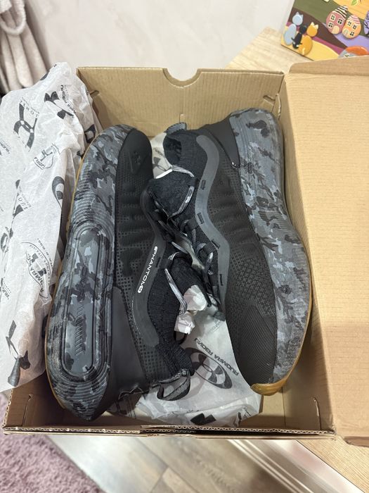 Under armour маратонки