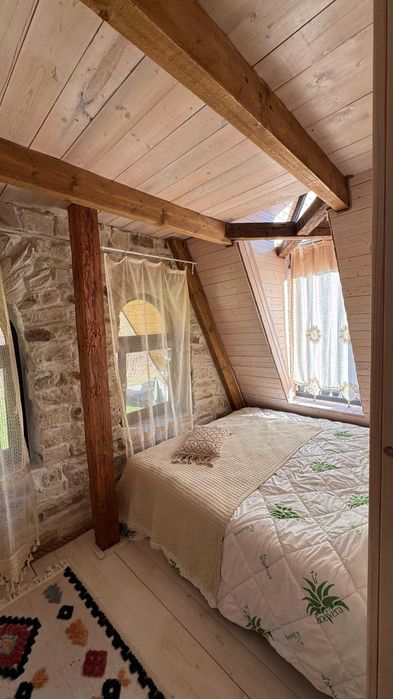Închiriez cabană și glamping rupte de civilizație