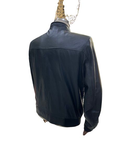 Продается кожаная куртка