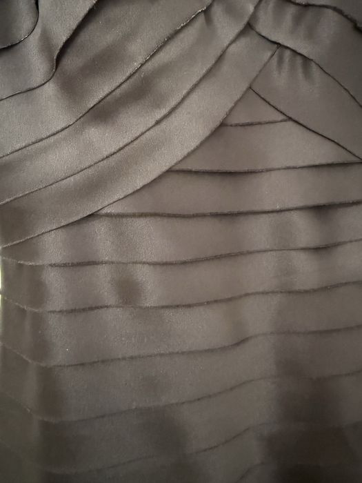 Плать вечернее, очень стильное и красивое