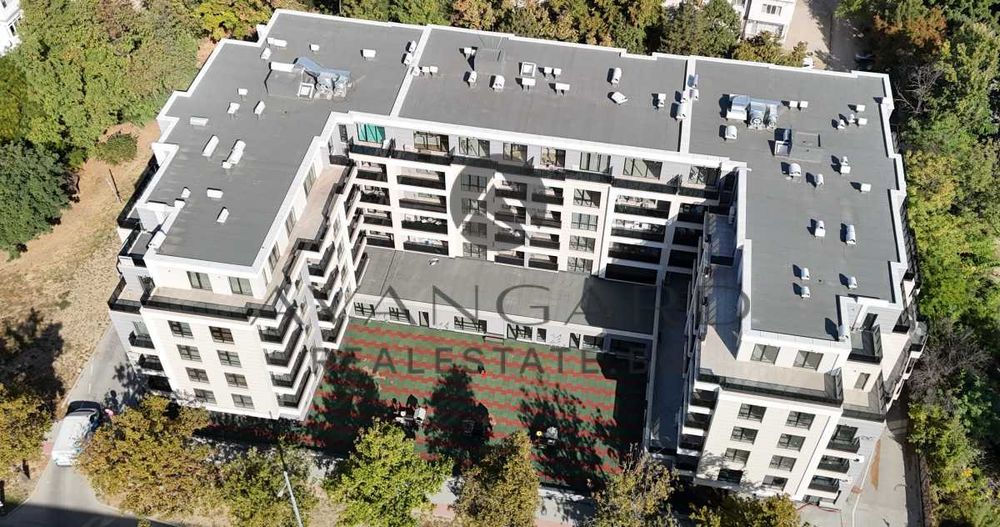 Продава се Двустаен апартамент в Пловдив, Кючук Париж - 74 кв.м за 2244 €/кв.м - Снимка #13