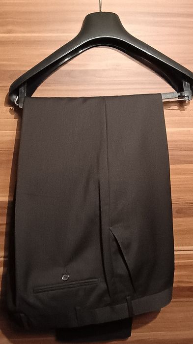 PIERRE CARDIN Paris 100 Wool Slime Fit 56R