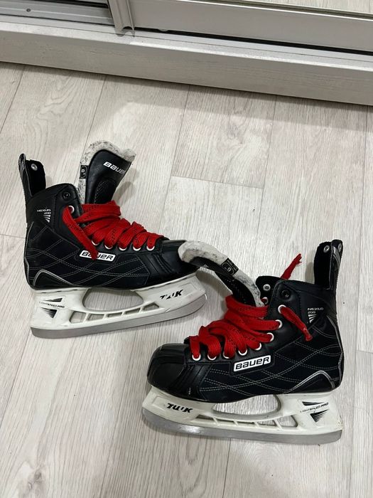 Коньки от компании Bauer