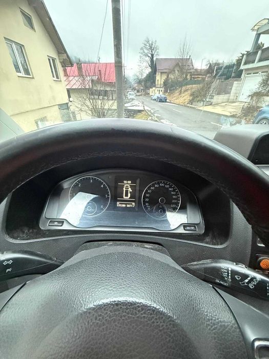 Volkswagen Caravelle T5 2011 2.0