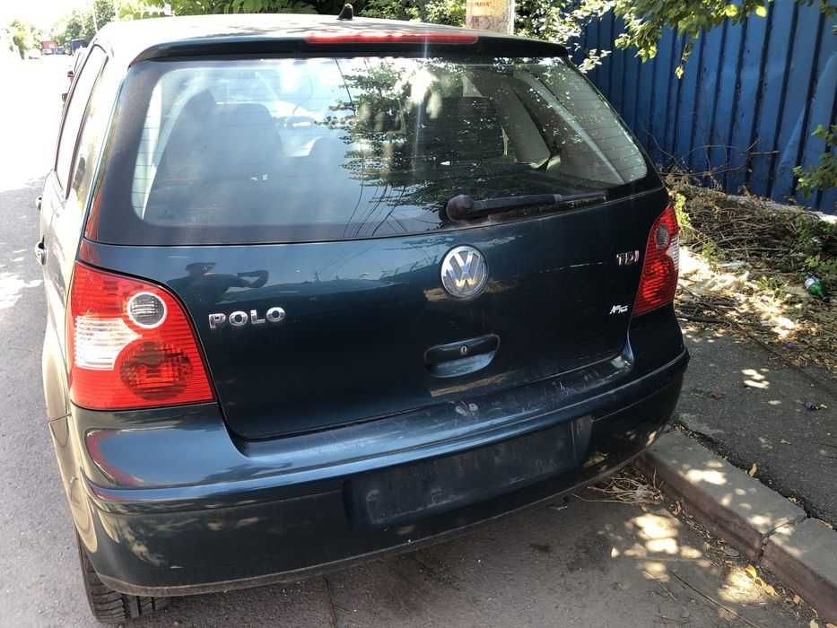 Haion + Luneta Vw Polo 9n LC6X LC9Z LA7W Dezmembrari Bara