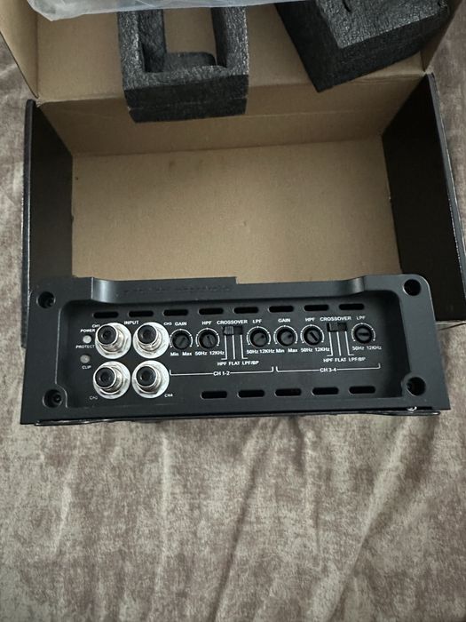 Amplificator audio deaf bounce mfa 4.220,4 canale ,1320w