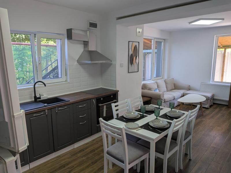 Дава се под наем Етаж от къща в София, Илиянци - 90 кв.м за 713.49 € - Снимка #2