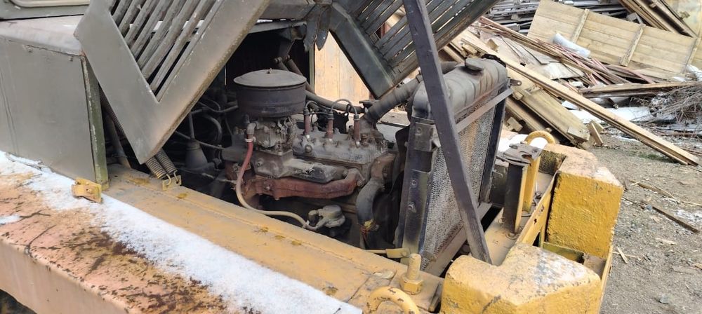 Погрузчик вилочный