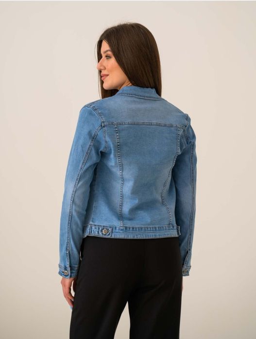 Куртка джинсовая  42-44 рр