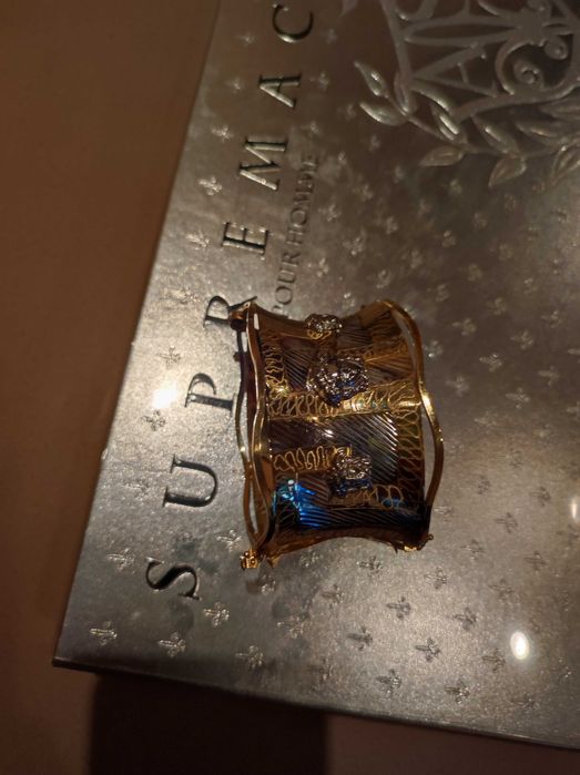 Златна дамска гривна Версаче .23,88гр