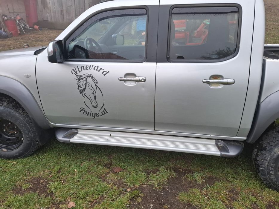 Vindem Mazda BT-50,în stare foarte bună de funcționare!
