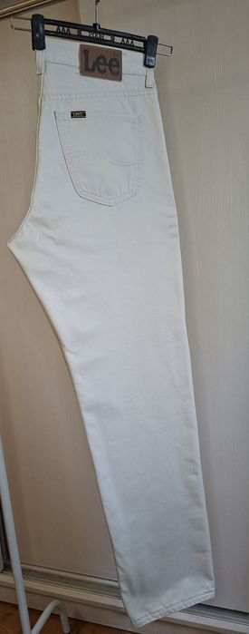 Культовые джинсы LEE