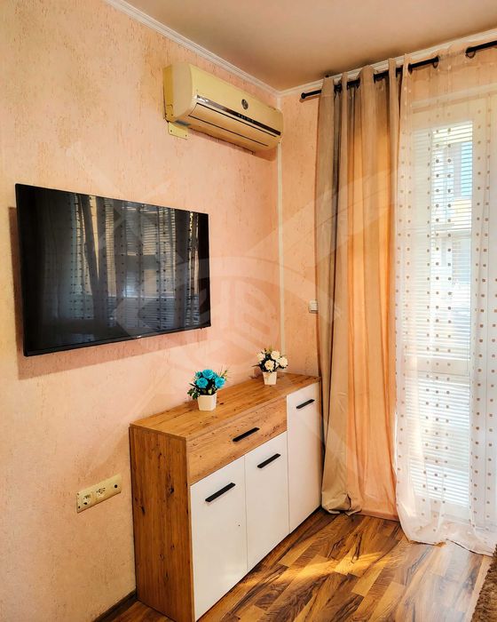 Продава се Едностаен апартамент в Свети Влас - 45 кв.м за 1178 €/кв.м - Снимка #2