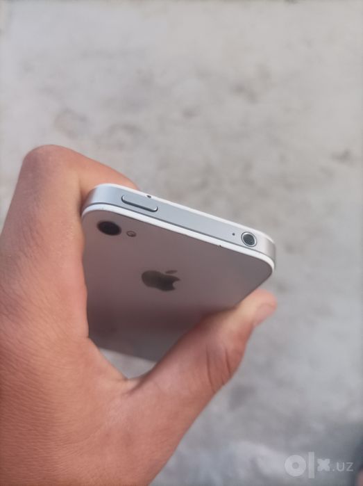 iPhone 4 sotiladi