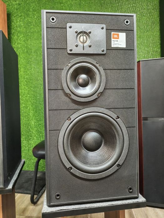 Тонколони JBL tlx-16
