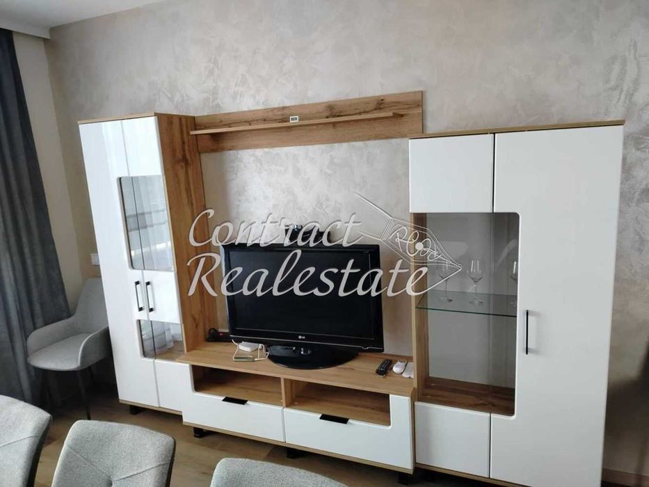 Дава се под наем Тристаен апартамент в Варна, Трошево - 100 кв.м за 816 € - Снимка #6