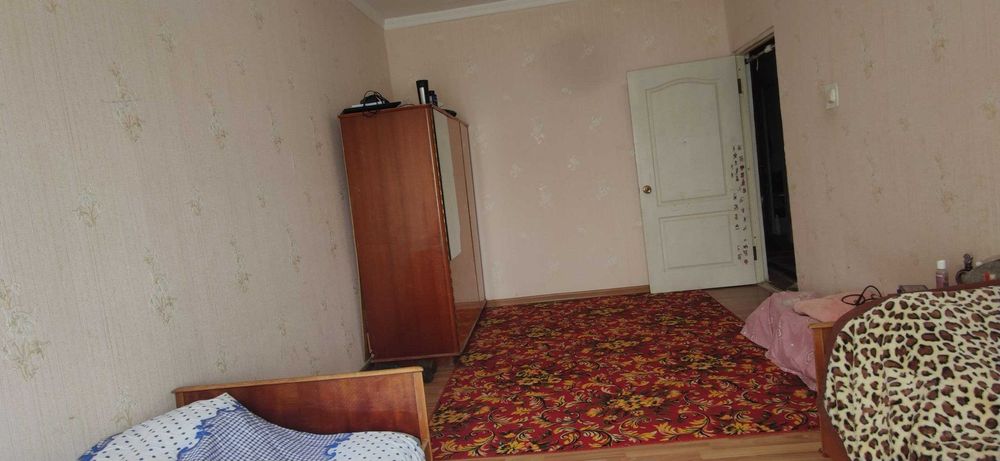 Уй сотилади !!! ЧИРЧИҚ ШАХАР 3/3/5, 76.10 кв/м