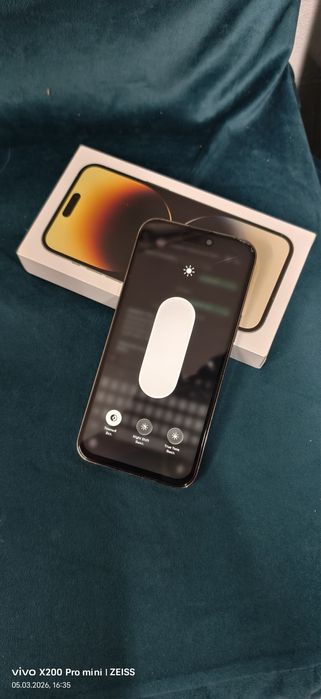 Продаю 14 про макс ,срочно