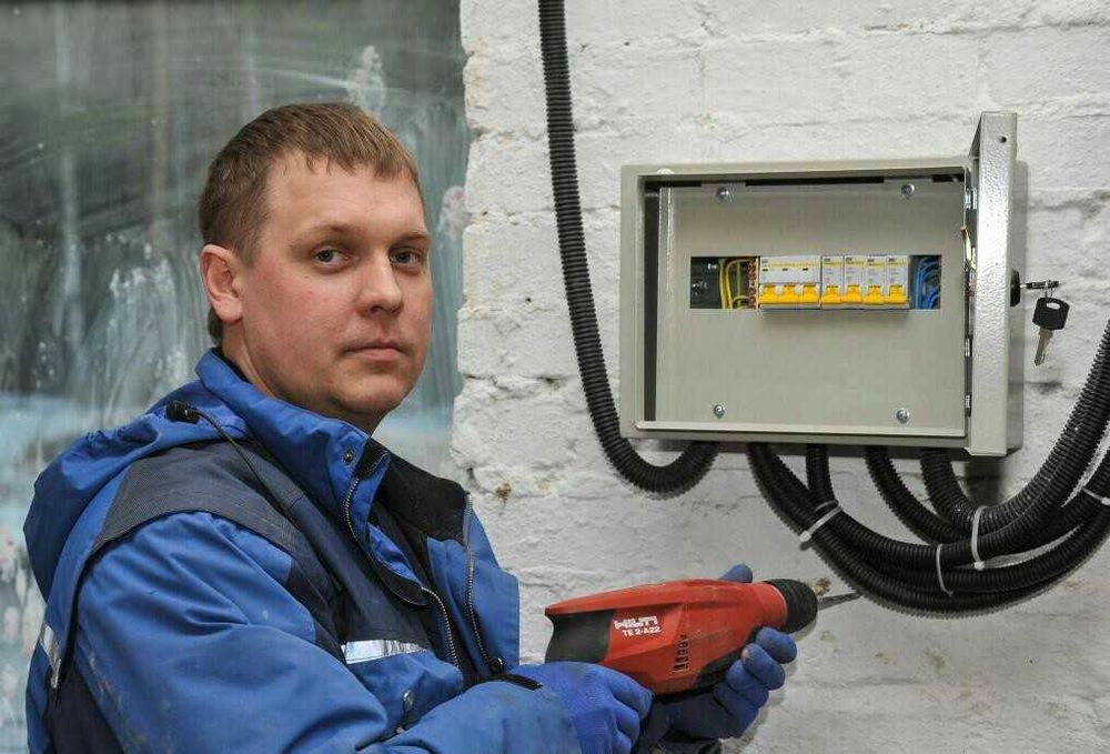 Электрик Астана, Услуги электрика 24/7 недорого круглосуточно