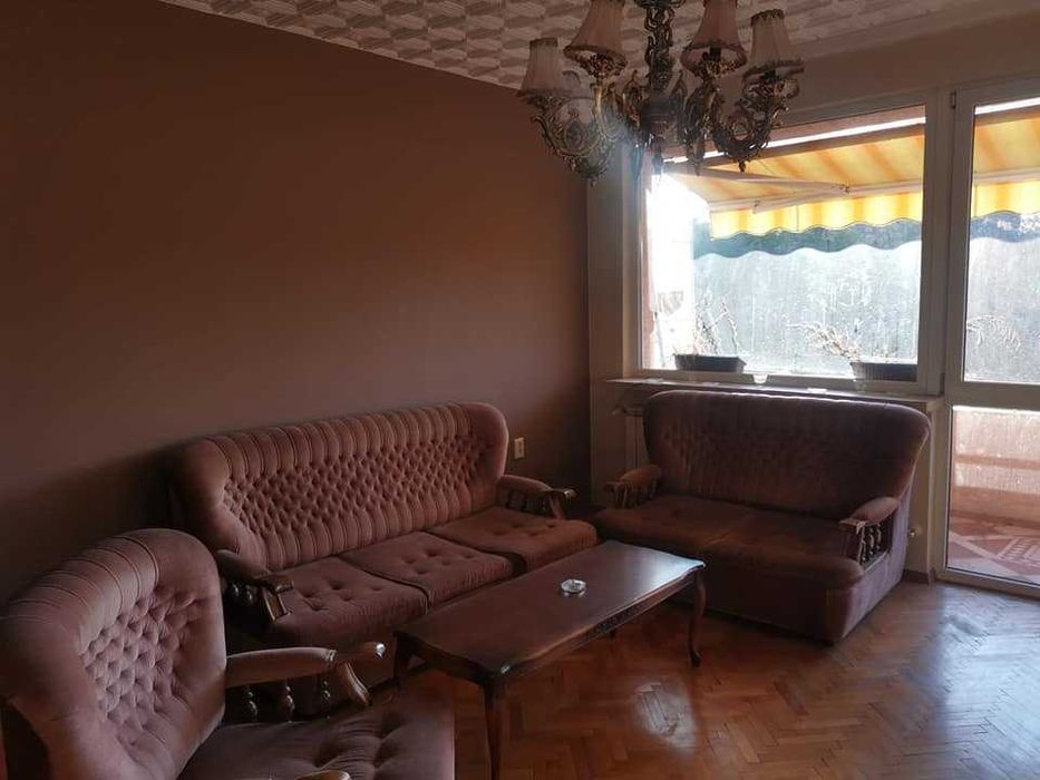 Дава се под наем Тристаен апартамент в София, Яворов - 94 кв.м за 373.83 € - Снимка #1