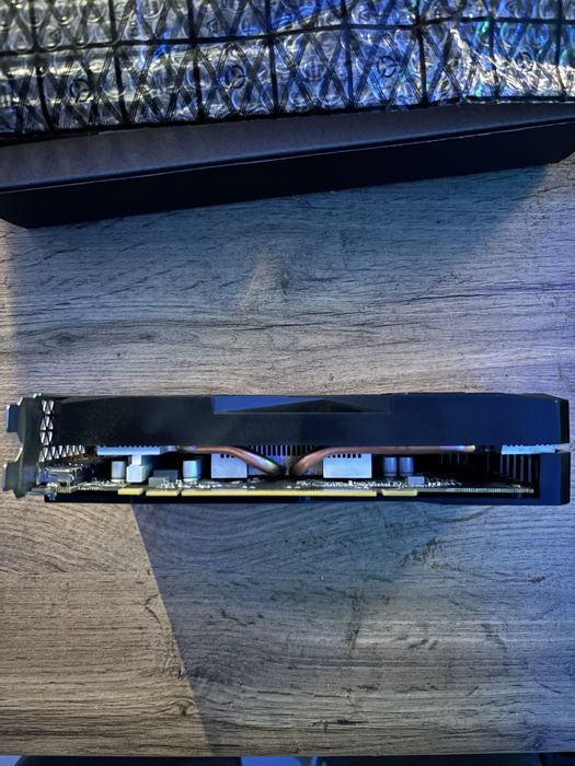 Продам RADEON RX 6600