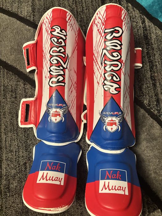 echipament kickboxing