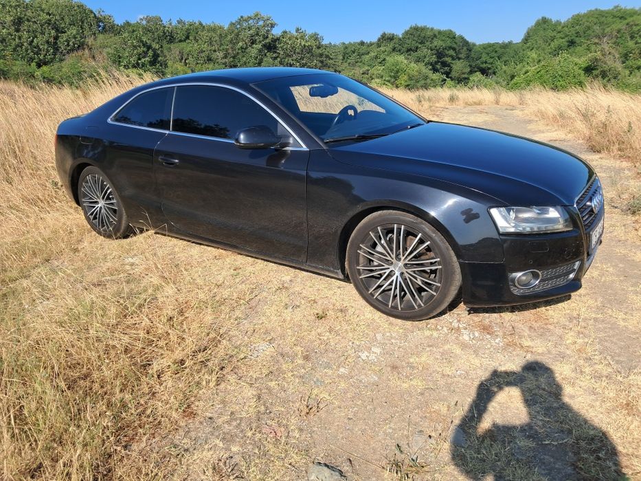 Audi A5   3.0  TDI . 7 S Tronic кутия F1 с пера на волана.