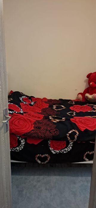 Inchiriez apartament