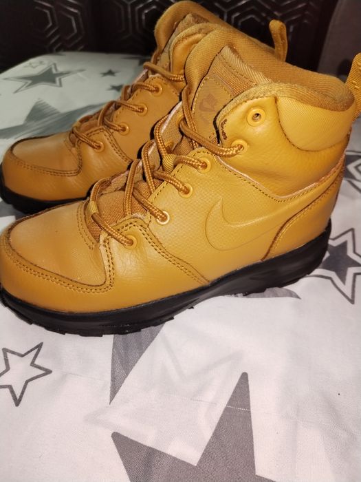 Nike Manoa Leather. Зимни Обувки 31 номер