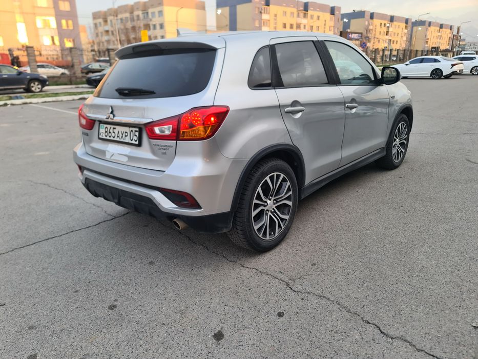 Машина сатылады . жағдайы жақсы .