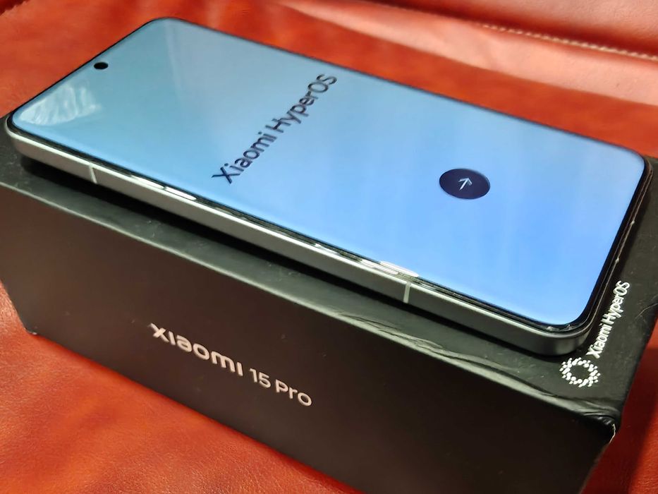 Xiaomi 15 Pro 12/256 сив - 6.73"; SD8 Elite; 3x50mpx Leica; 6100mAh