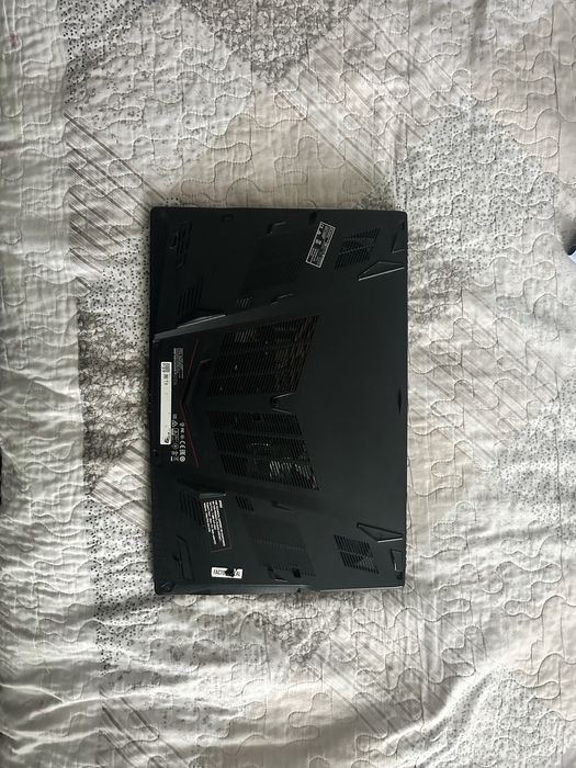 Продаю или обменяю ноутбук MSI