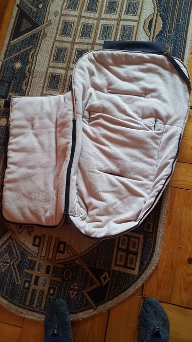 Sac de domit ESPRIT calduros copii/carucior ca nou