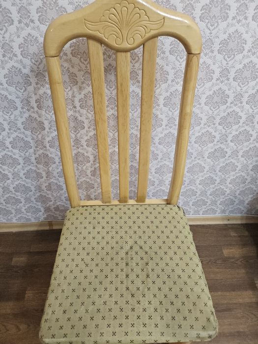 Продам стол, гладилку, вентиллятор и т.д.